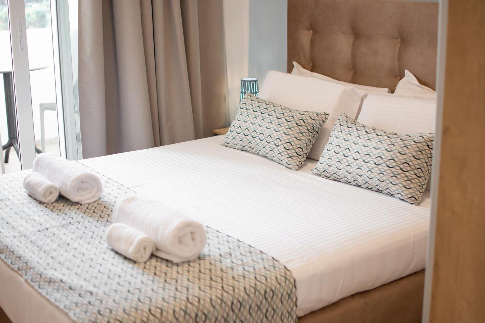 Infinity Wellness Boutique Hotel Afráta Eksteriør bilde