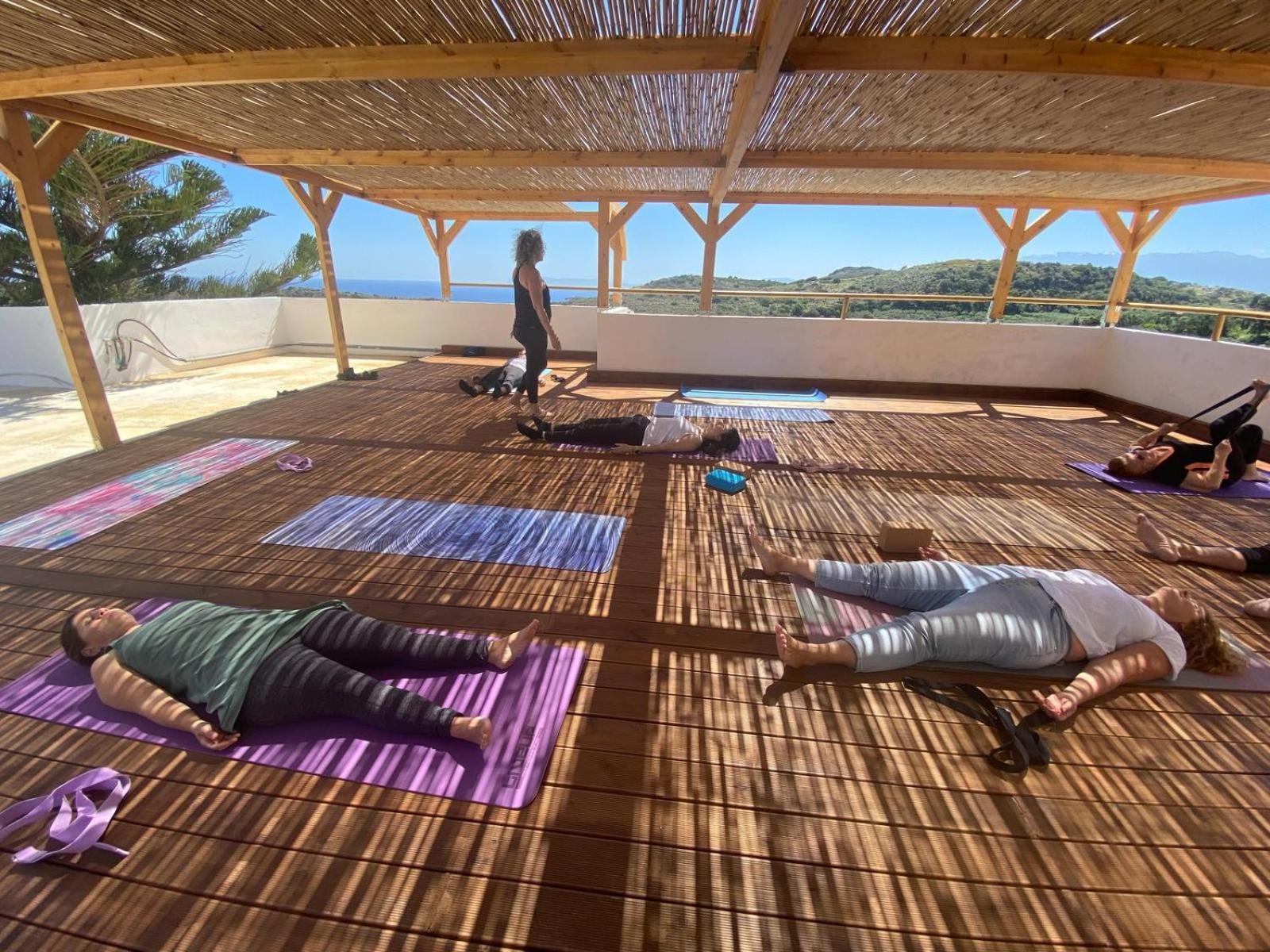Infinity Wellness Boutique Hotel Afráta Eksteriør bilde